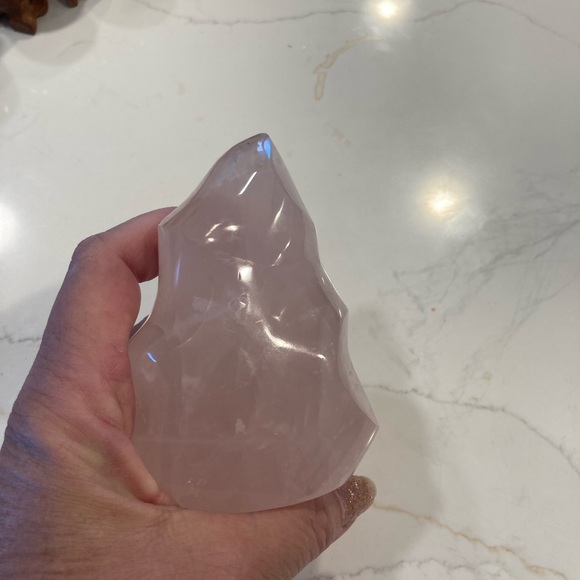 Rose Quartz Flame - Picture 5 of 10